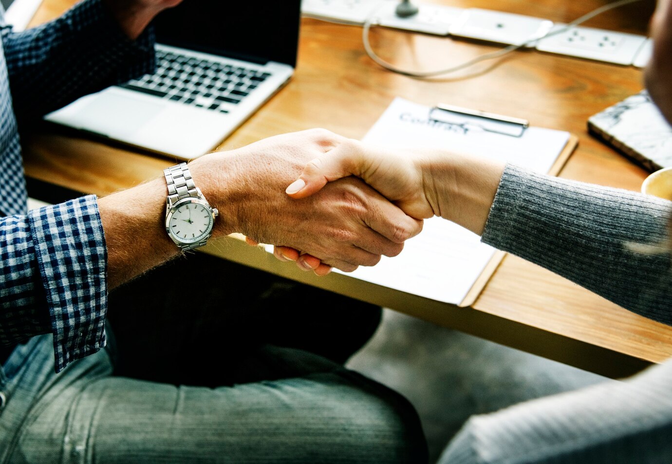 Business Support and Specialized Legal Consultancy